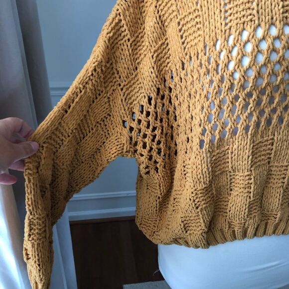 NWT Billabong Onward We Go Chenille Sweater Mustard L - Picture 6 of 12